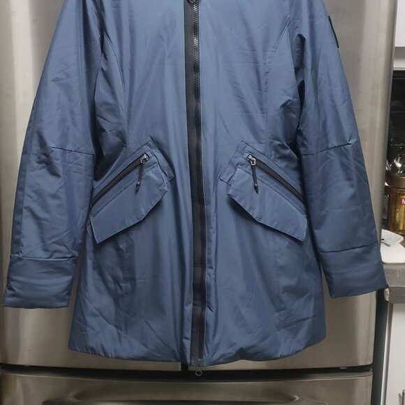 NWT Reebok Waterproof Puffer Size S - Picture 2 of 10